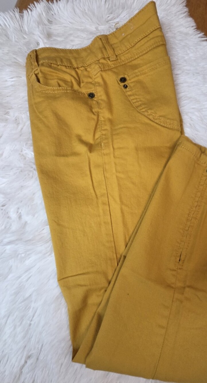 Mustard Yellow Skinny Jeans